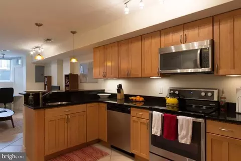 1817 15th St NW, Washington, DC 20009 photo 20