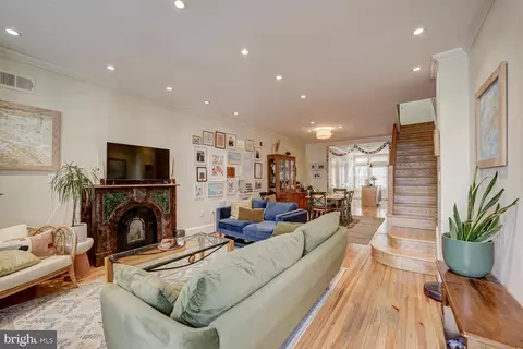 1817 15th St NW, Washington, DC 20009 photo 6