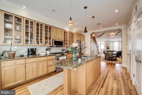 1817 15th St NW, Washington, DC 20009 photo 14