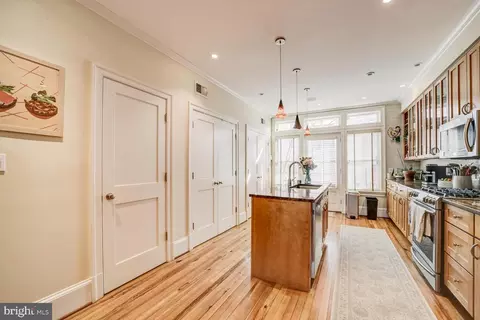 1817 15th St NW, Washington, DC 20009 photo 13