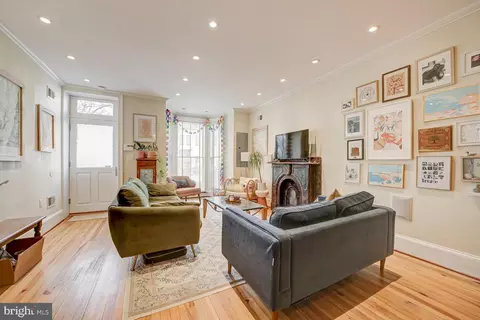 1817 15th St NW, Washington, DC 20009 photo 3