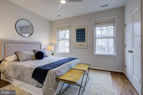 1013 C St SE, Washington, DC 20003 photo 17