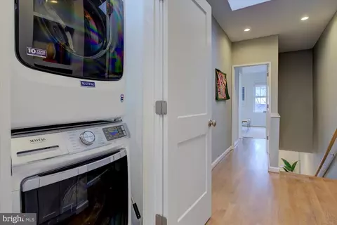1013 C St SE, Washington, DC 20003 photo 16