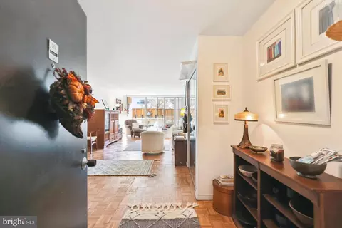 3001 Veazey Ter NW #523, Washington, DC 20008