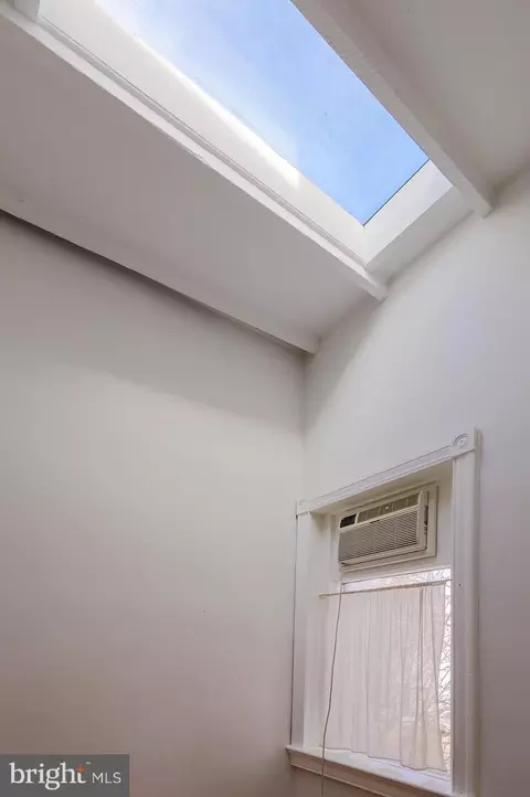 112 11th St NE, Washington, DC 20002 photo 14