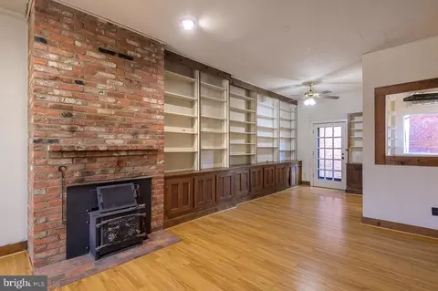 112 11th St NE, Washington, DC 20002 photo 4