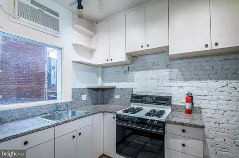 112 11th St NE, Washington, DC 20002 photo 8