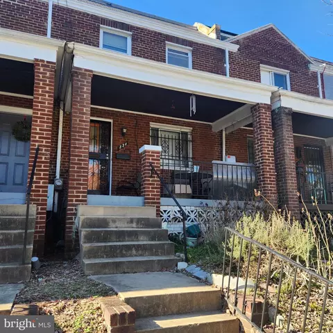334 19th St NE, Washington, DC 20002