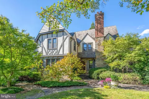 7520 Morningside Dr NW, Washington, DC 20012