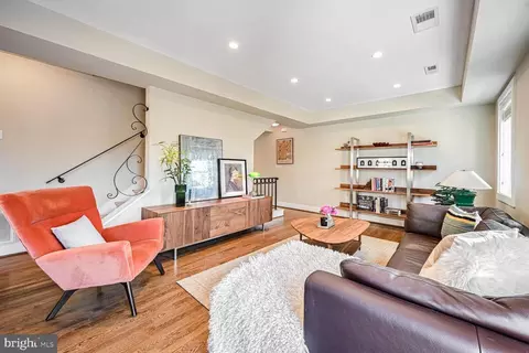 1476 Belmont St NW #2, Washington, DC 20009