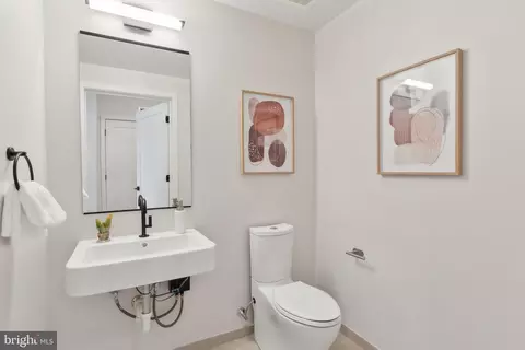 1211 Van St SE #TH-1D, Washington, DC 20003 photo 6