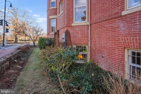 Exterior - 226 4th St NE, Washington, DC 20002 photo 12 of 12