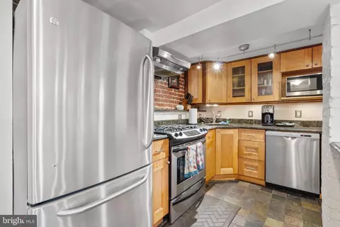 Kitchen - 226 4th St NE, Washington, DC 20002 photo 8 of 10