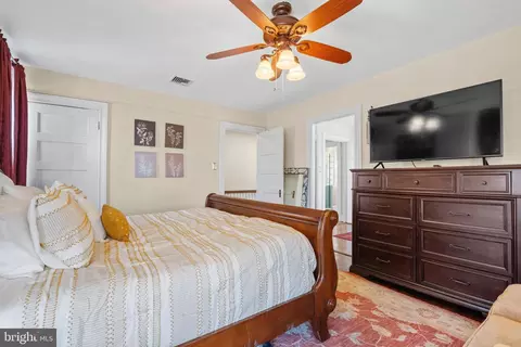 Bedroom - 226 4th St NE, Washington, DC 20002 photo 8 of 21