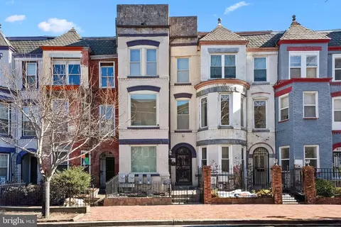819 4th St NE, Washington, DC 20002