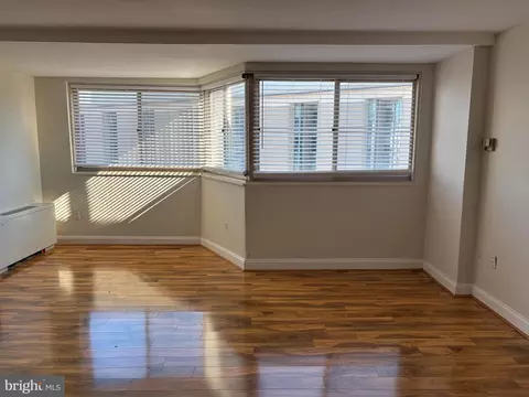 922 24th St NW #814, Washington, DC 20037