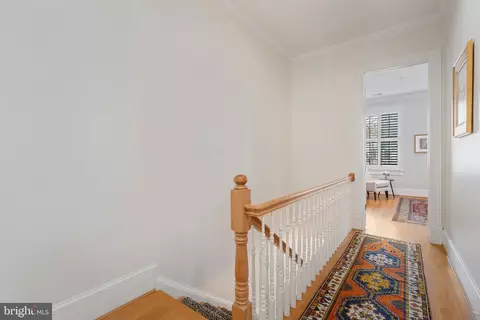 Entry Way - 411 G St SE, Washington, DC 20003 photo 1 of 3