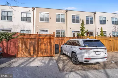 Other - 411 G St SE, Washington, DC 20003 photo 18 of 18
