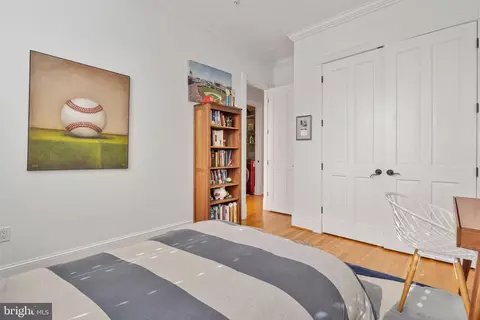Bedroom - 411 G St SE, Washington, DC 20003 photo 10 of 16