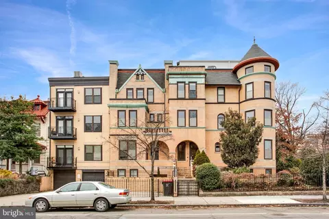 1300 Euclid St NW #4, Washington, DC 20009