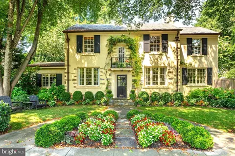 4501 Cathedral Ave NW, Washington, DC 20016