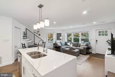 1201 Potomac Ave SE #2, Washington, DC 20003 photo 4
