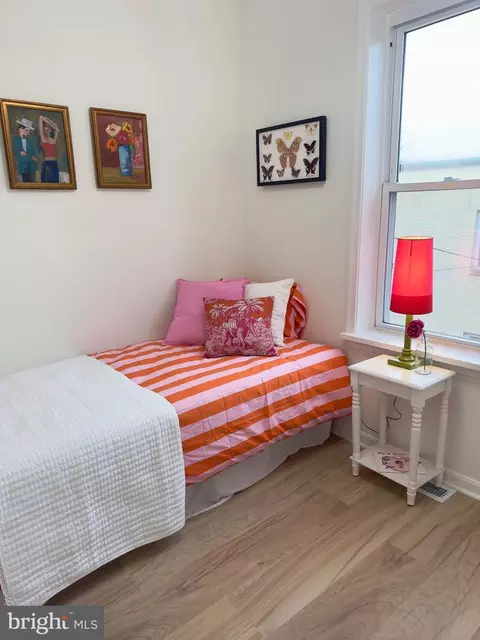1704 A St SE, Washington, DC 20003 photo 32