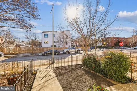 1704 A St SE, Washington, DC 20003 photo 42
