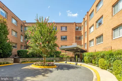 3900 Tunlaw Rd NW #205, Washington, DC 20007