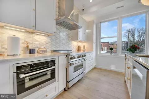 Kitchen - 1528 Oates St NE #B, Washington, DC 20002 photo 6 of 9