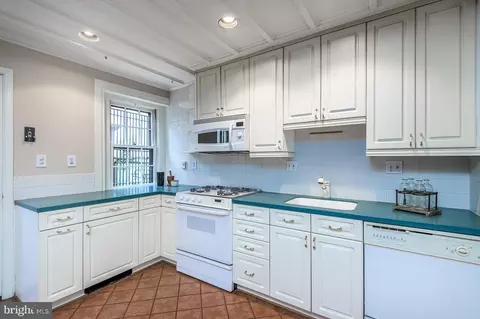 Kitchen - 235 9th St SE, Washington, DC 20003 photo 2 of 4