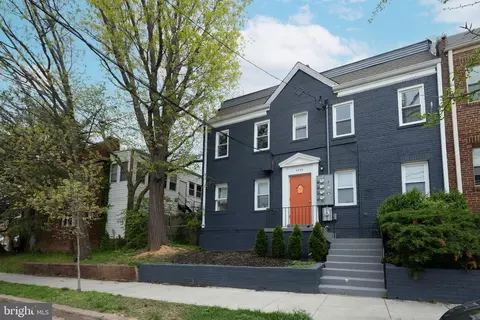 Exterior - 4725 3rd Pl NW #2, Washington, DC 20011 photo 5 of 5