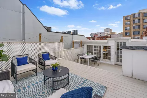 1111 M St NW #7, Washington, DC 20005