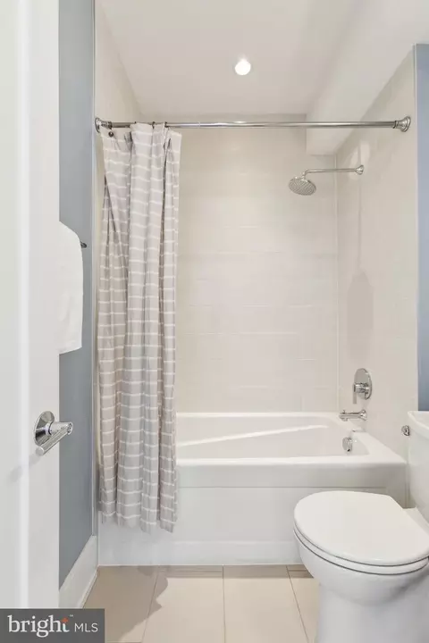16 17th St NE #331, Washington, DC 20002 photo 32