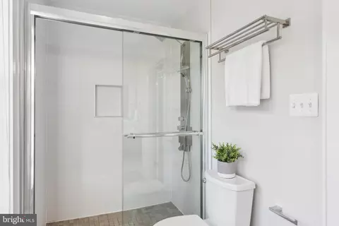 16 17th St NE #331, Washington, DC 20002 photo 23