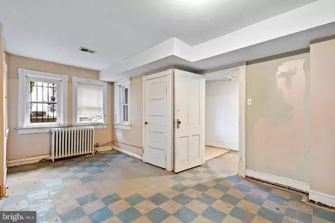308 5th St SE, Washington, DC 20003 photo 37