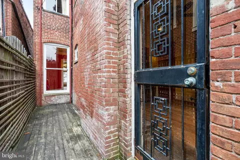 308 5th St SE, Washington, DC 20003 photo 13