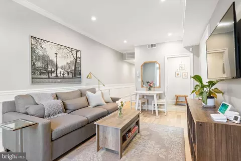 Living - 3237 N Street NW #16, Washington, DC 20007 photo 2 of 2