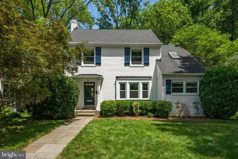 4125 46th St NW, Washington, DC 20016