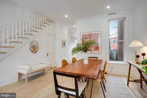 Dining - 1322 E Street St NE, Washington, DC 20002 photo 2 of 5