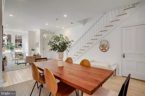 Dining - 1322 E Street St NE, Washington, DC 20002 photo 4 of 5