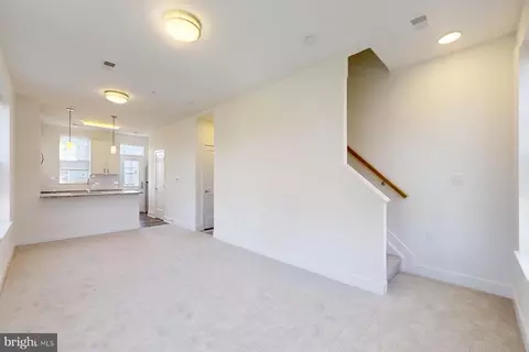 Living - 4908 E Capitol NE, Washington, DC 20019 photo 2 of 4