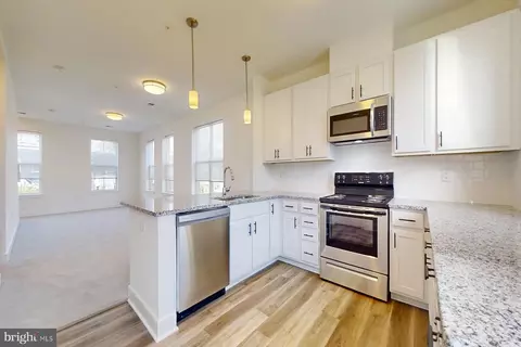 Kitchen - 4908 E Capitol NE, Washington, DC 20019 photo 1 of 2