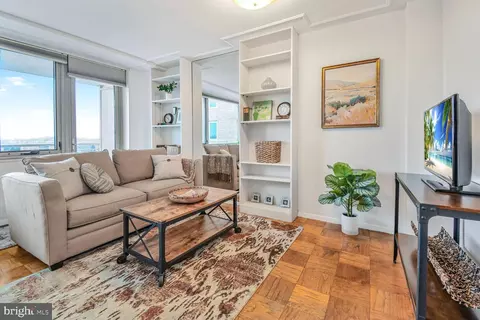 2800 Wisconsin Ave NW #906, Washington, DC 20007