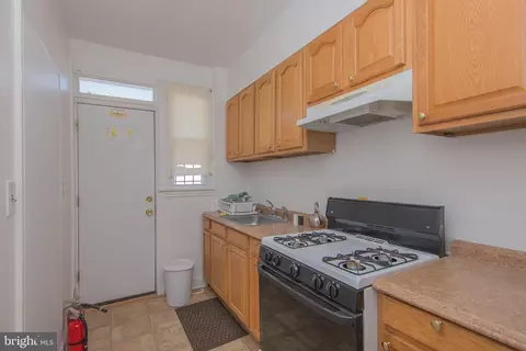 1716 Lyman Pl NE, Washington, DC 20002 photo 9