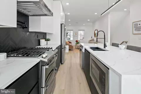 655 Morton Pl NE #2, Washington, DC 20002 photo 10