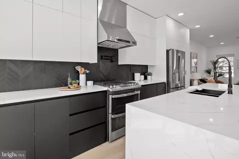 655 Morton Pl NE #2, Washington, DC 20002 photo 8