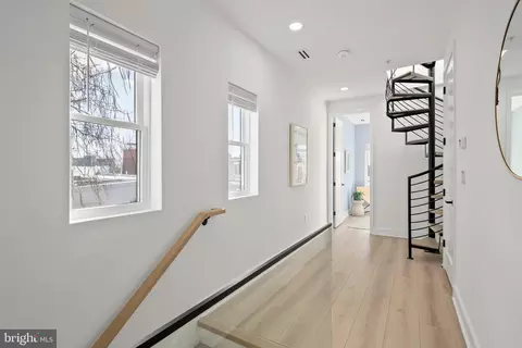 655 Morton Pl NE #2, Washington, DC 20002 photo 32