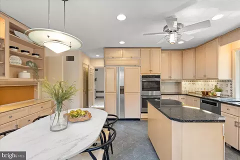 Kitchen - 4525 28th St NW, Washington, DC 20008 photo 2 of 2