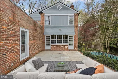 Exterior - 4525 28th St NW, Washington, DC 20008 photo 3 of 8